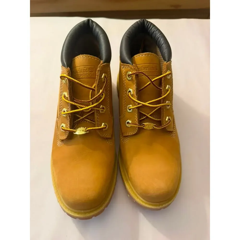 NWOB Timberland Nellie Waterpoof Chukka Boots Women's sz. 7.5